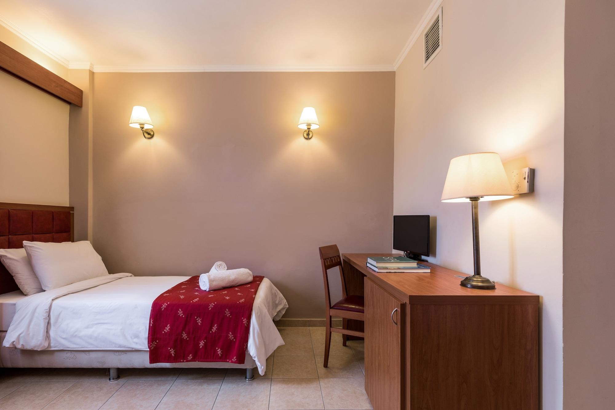 Ariti Grand Hotel 4*